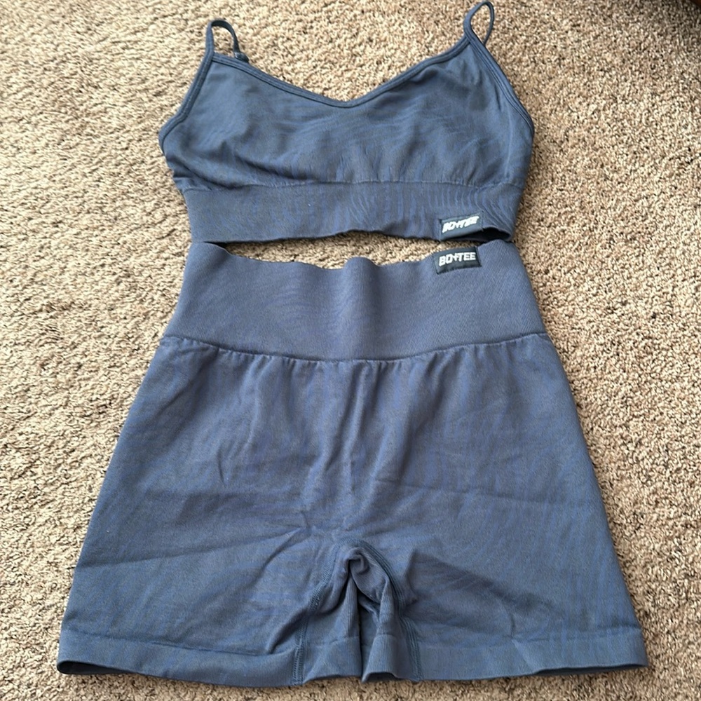 Bo+Tee set - Picture 1 of 2